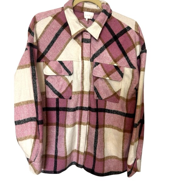 Entro Jackets & Blazers - Entro Women's Sz S Pink Black Beige Thick Oversized Shacket Snap Button Pocket